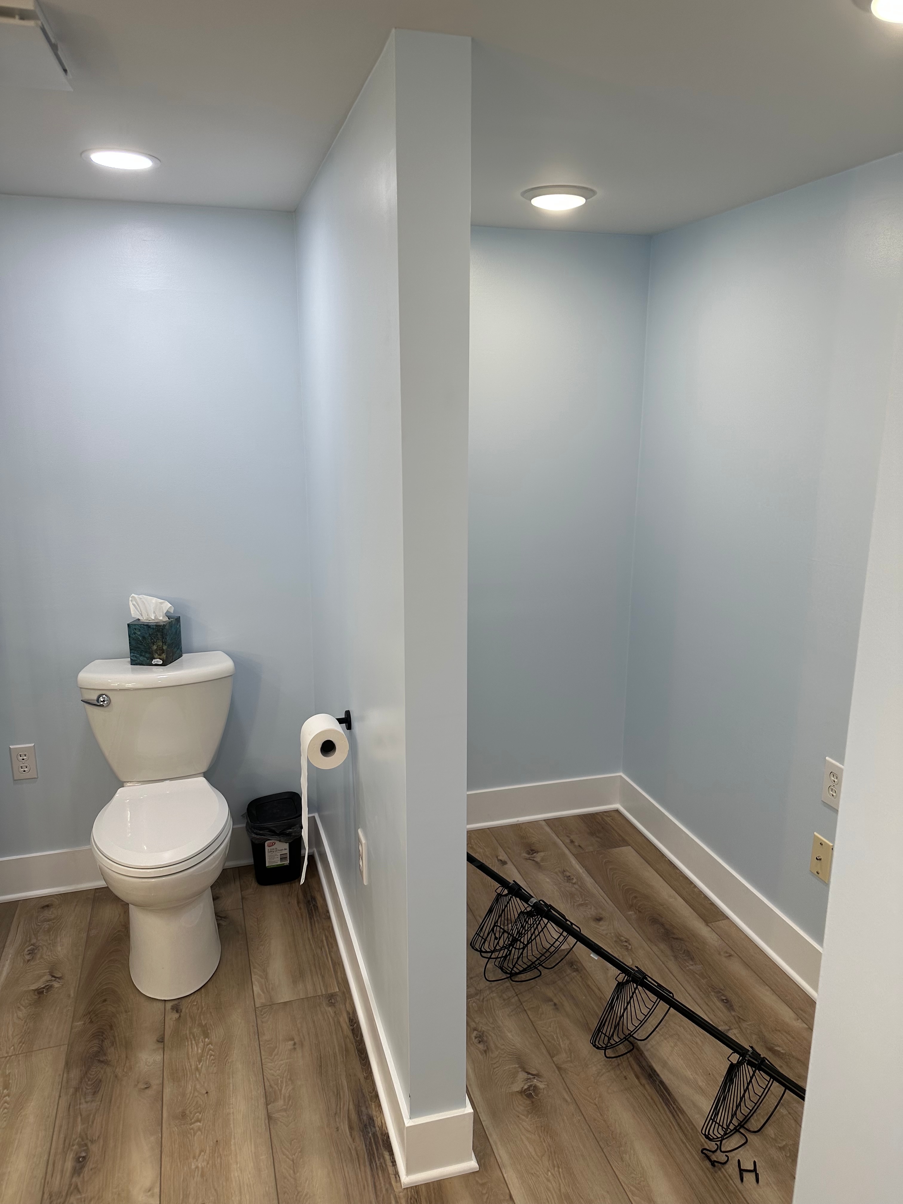 Plank floor around the bath — finished